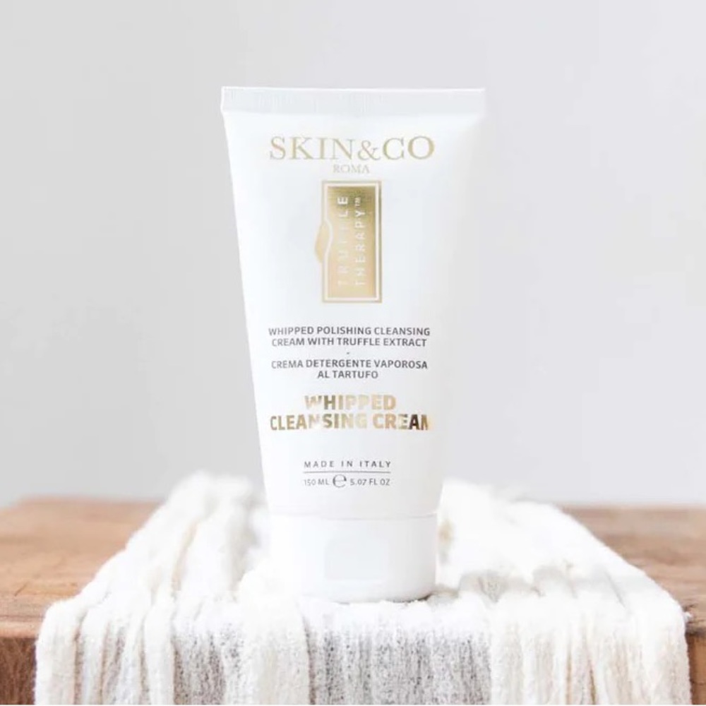 ❤️(brand new) Skin & Co Truffle Therapy Whipped Cleansing Cream